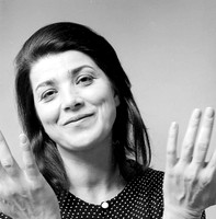 Aurora Cornu, 1971