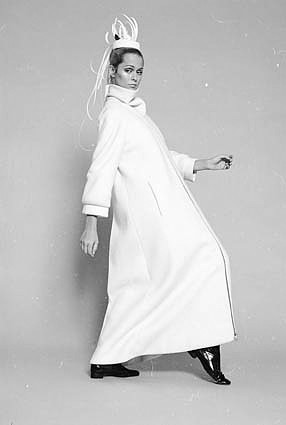 Lauren Hutton, 1972