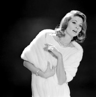 Suzy Parker, 1958