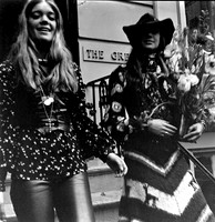 Berry Berenson & Marisa Berenson