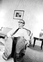 Caine02
