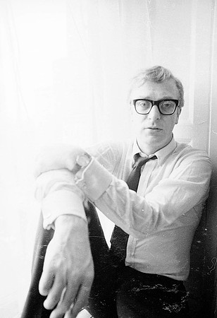 Caine01