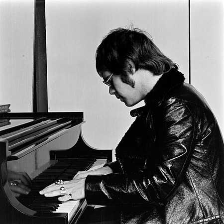 Elton John, 1970