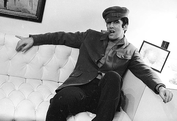Elliot Gould, 1967