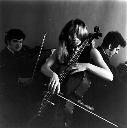 Daniel Barenboim, Jacqueline DuPre & Pinchas Zukerman, 1969