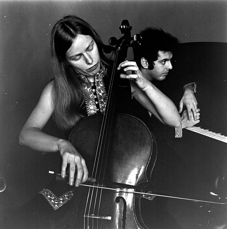 Daniel Barenboim, Jacqueline DuPre & Pinchas Zukerman, 1969
