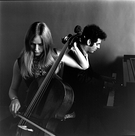 Daniel Barenboim, Jacqueline DuPre & Pinchas Zukerman, 1969