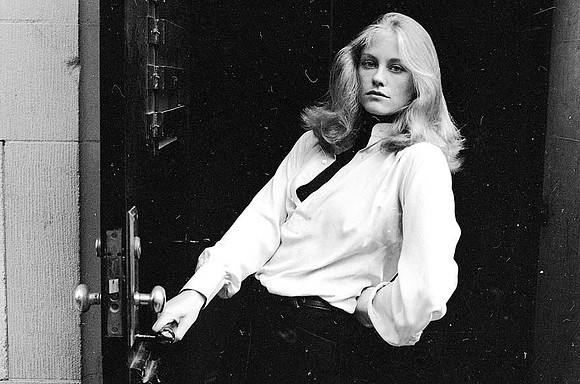 Cybill Shepherd, 1971