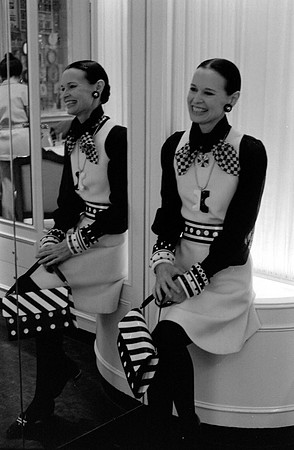 Gloria Vanderbilt, 1972