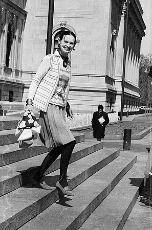 Gloria Vanderbilt, 1972