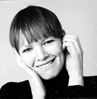 Glenda Jackson, 1971