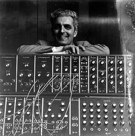 Moog03