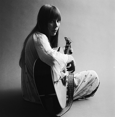 Joni Mitchell - Over the Shoulder, 1968