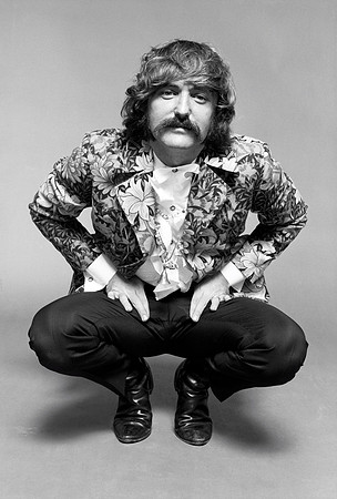 Dennis Hopper, Crouching, 1967